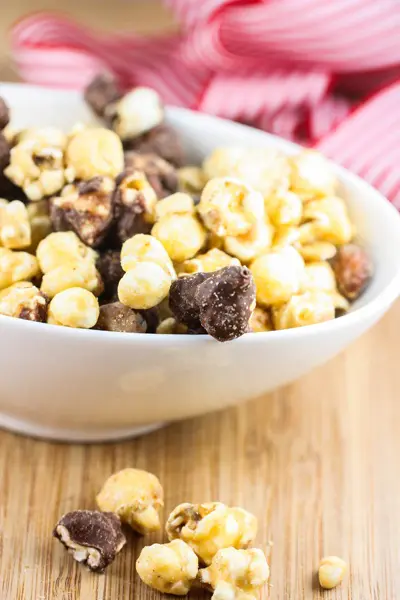 Moose Munch | Gourmet Caramel Corn Gifts | Harry & David