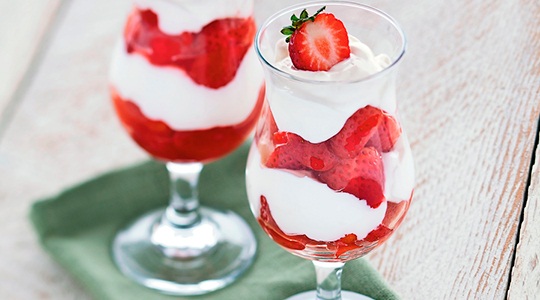 Strawberry Parfait Recipe | Harry & David