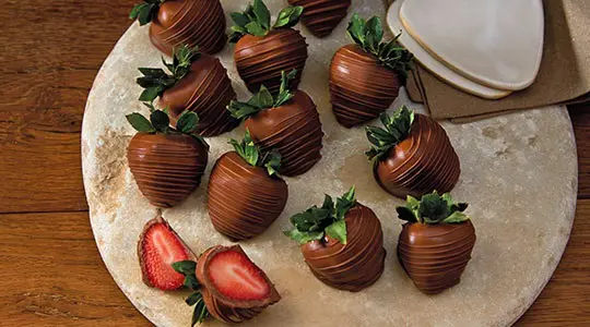 Chocolate Covered Strawberries Delivered | Harry & David