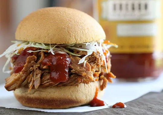 Slow cooker pulled pork sliders