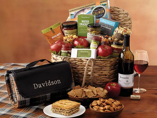 Picnic gift baskets date ideas