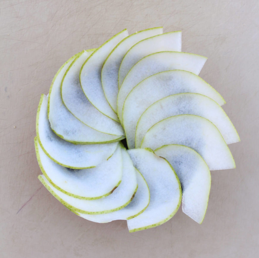 How To Cut Pears, pinwheel cut