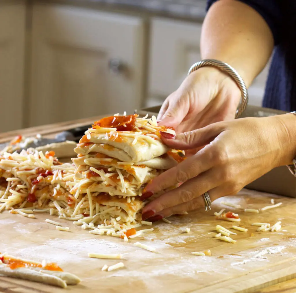 Easy To Make Pull Apart Bread