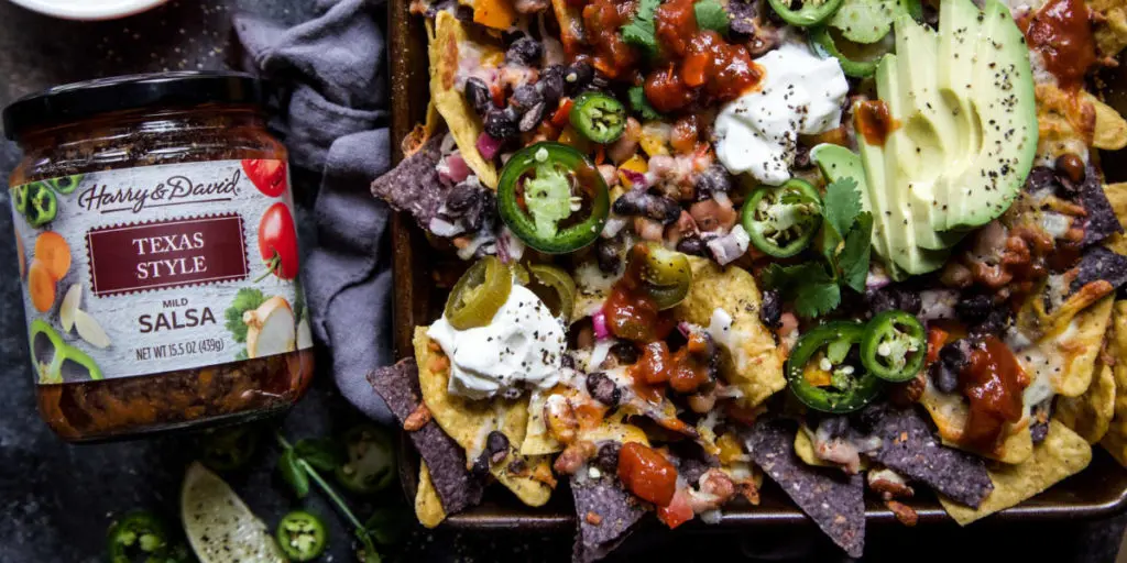 game day sheet pan nachos 640x320