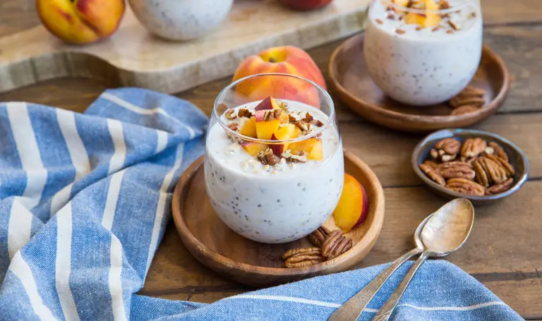 peach overnight oats