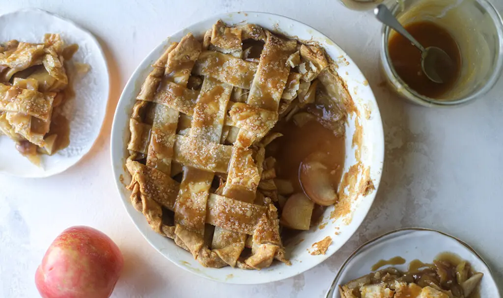 loving fall image -- caramel apple pie recipe