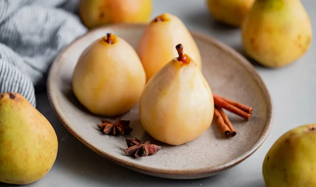 how to poach pears