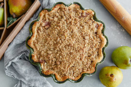 pear pie with crumble topping