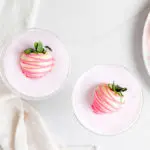 Galentine’s Day Cocktail With Chocolate Strawberries