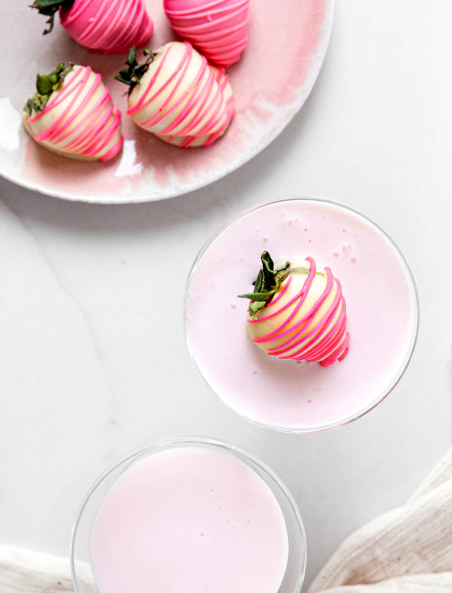 galentines day strawberry cocktail