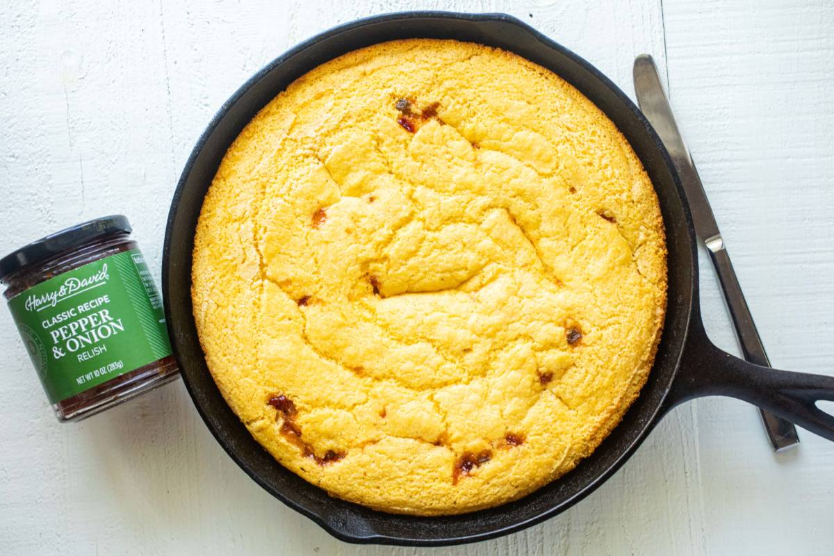 skillet cornbread with relish