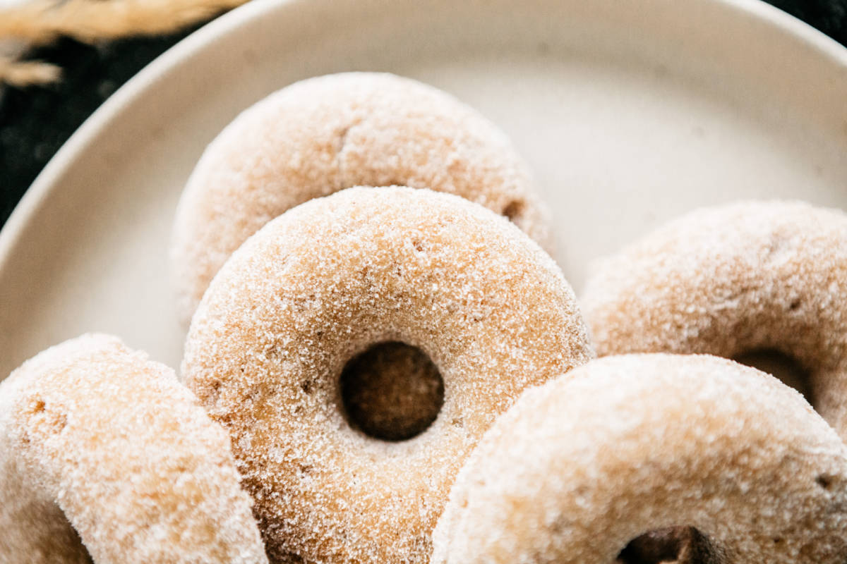 fall-spiced baked donuts