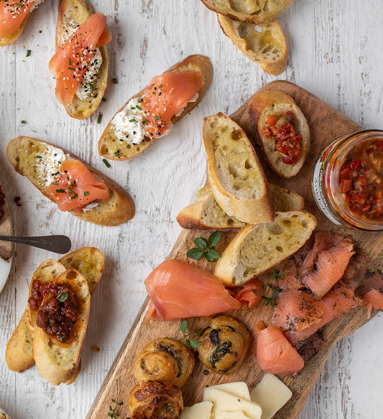Last minute gift ideas for mom with smoked salmon crostinis.