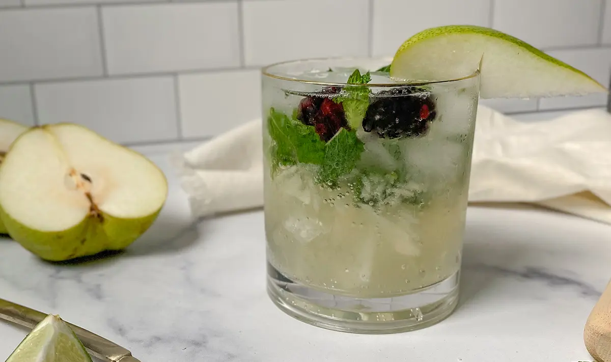 pear ginger mojito