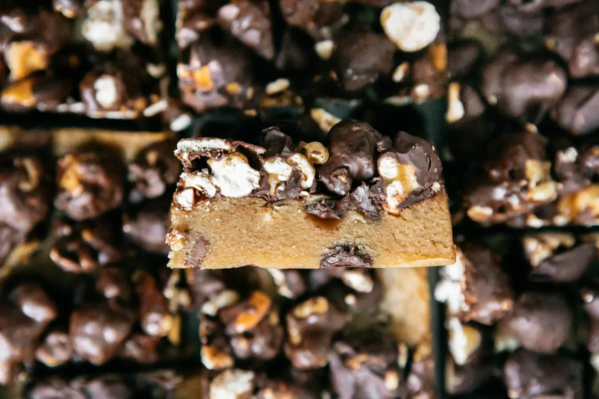 moose-munch-blondies