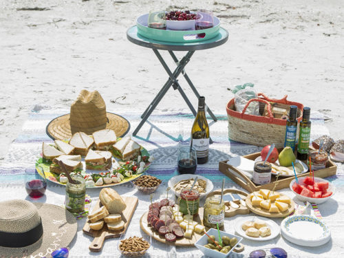 beach-picnic