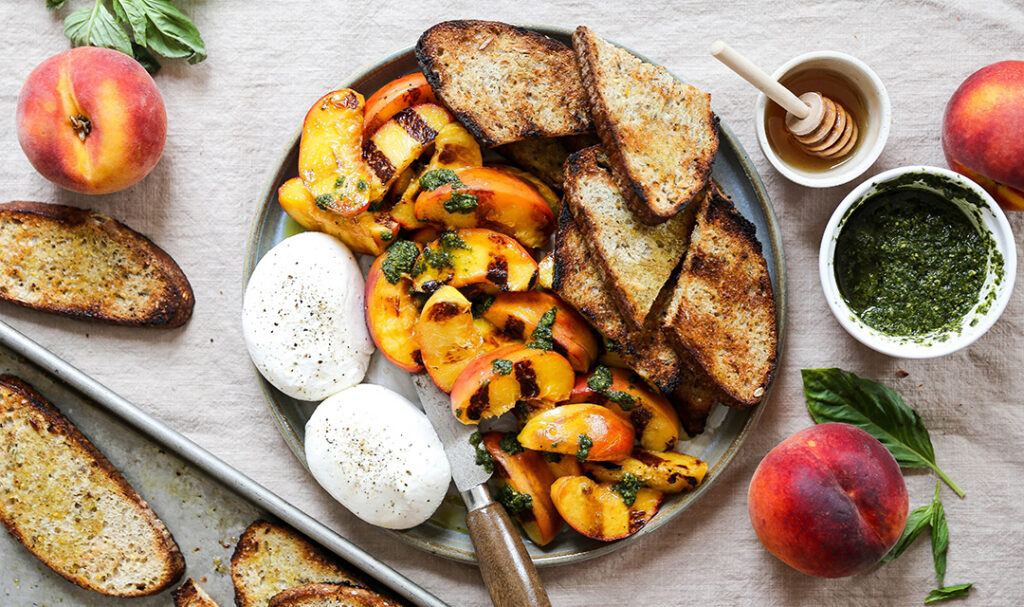 burrata appetizer with grilled peaches