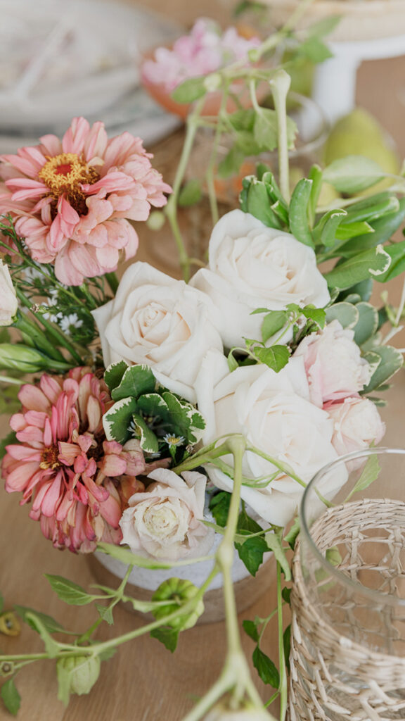 host a baby shower image - flower bouquet in a vase