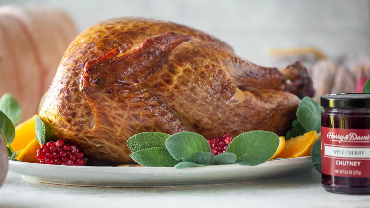 https://www.harryanddavid.com/blog/wp-content/uploads/2021/11/smoked-turkey-recipe-featured-image.jpg.webp