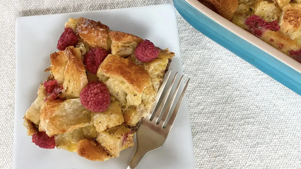 A photo of bread pudding on a plate