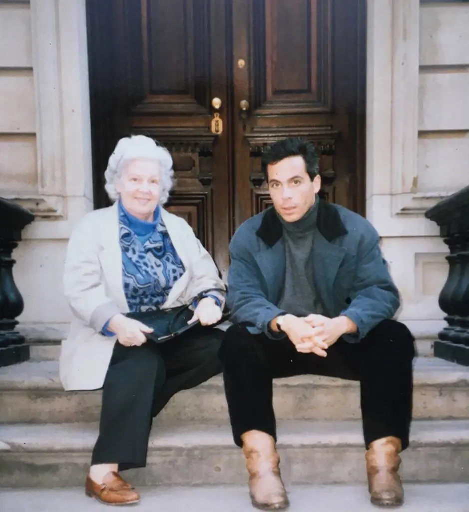 This is an image of Geoffrey Zakarian and his mother Viola.