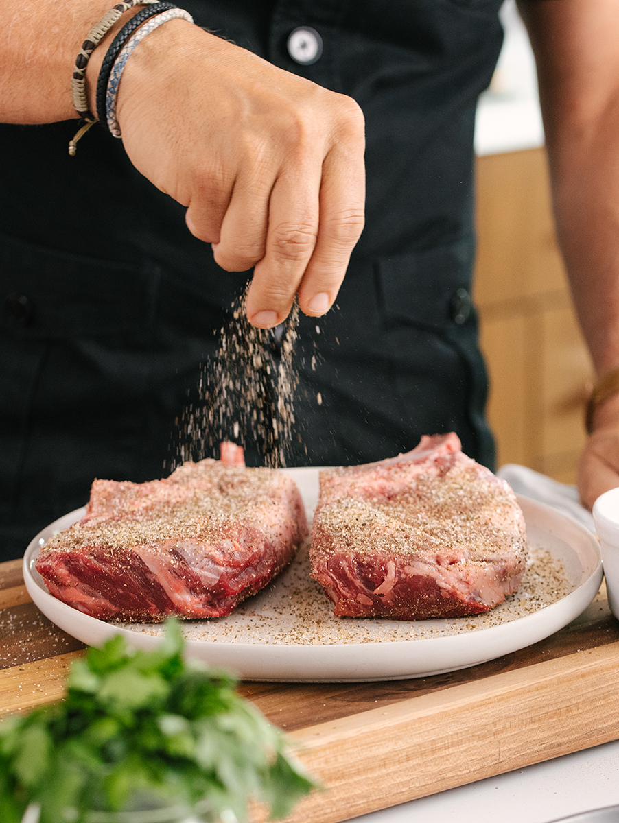 Indoor grilling of a ribeye steak with Geoffrey Zakarian.