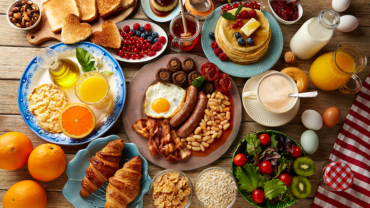 American breakfast spread
