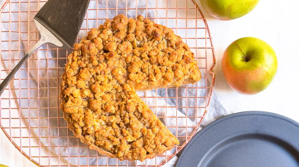 Cinnamon Shtick apple pie.