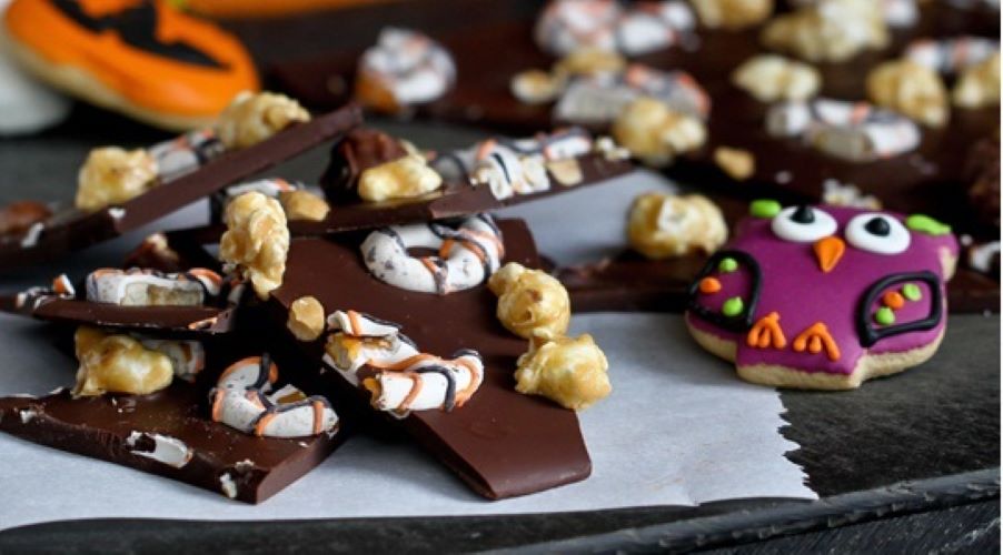 Chocolate Bark Recipe with Harry & David Moose Munch Popcorn