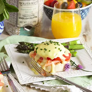 Salmon recipes with an eggs Benedict on a plate.