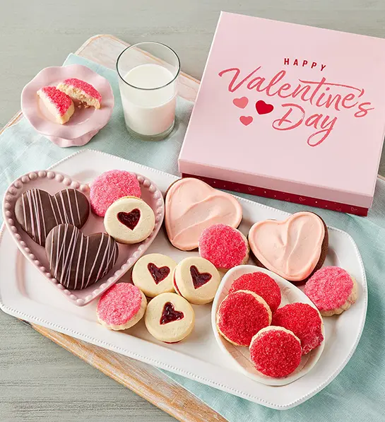 Valentine's Chocolates - Berry Bouquet Heart Shaped Chocolate Box | Compartés