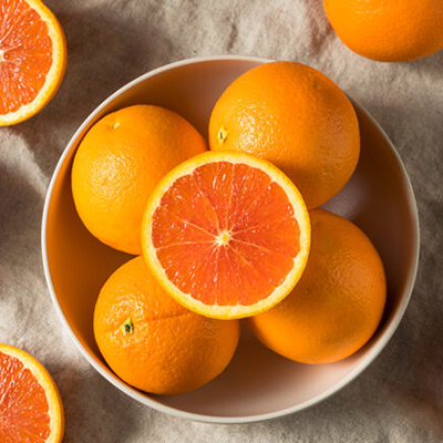 Cara cara oranges in a bowl.